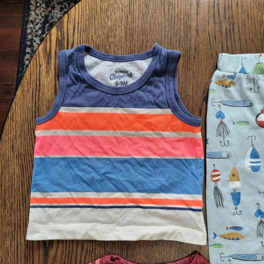 Bundle/Lot of Infant Boy's Clothes Size Infant Boy's 6-9 Months